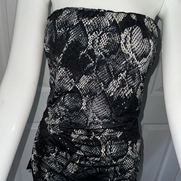 EXPRESS PYTHON PRINT SEQUIN TUBE TOP - Picture 3 of 6